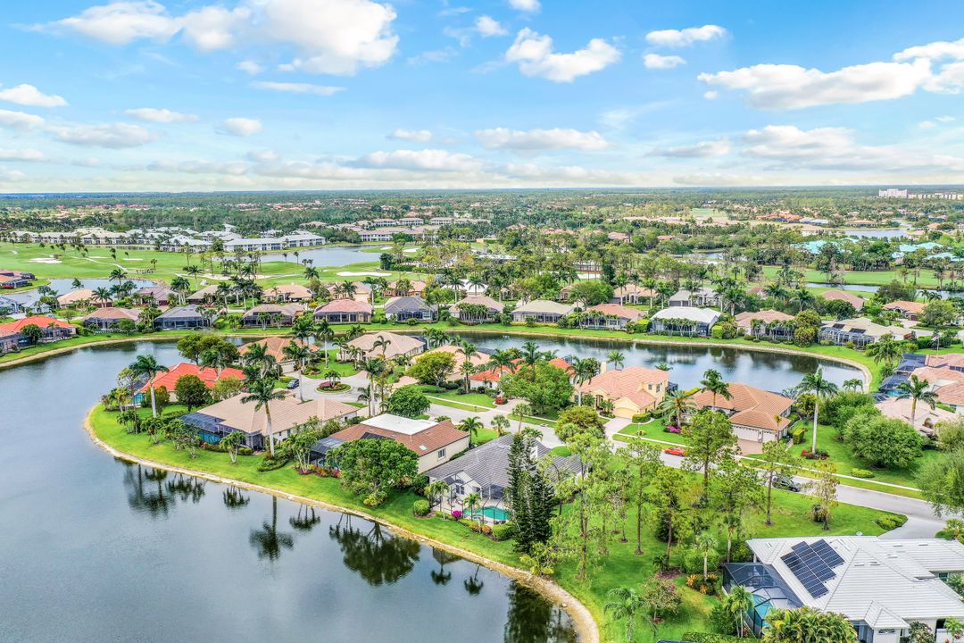 7092 Peach Blossom Ct, Naples, FL 34113