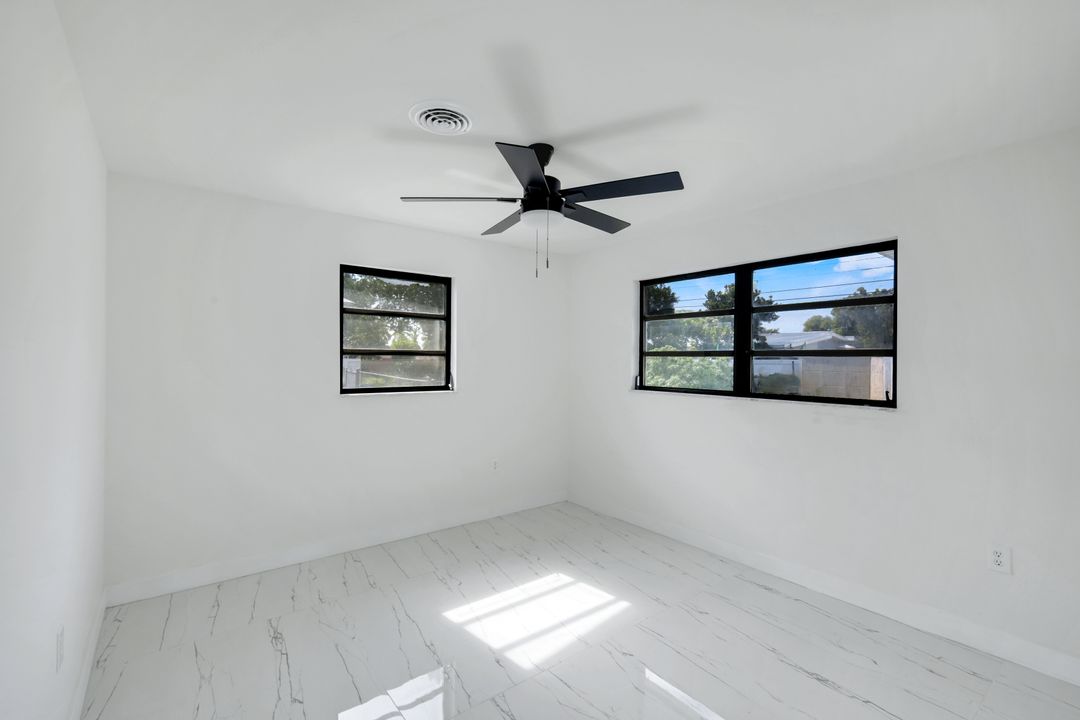 2118 Aldridge Ave, Fort Myers, FL 33907