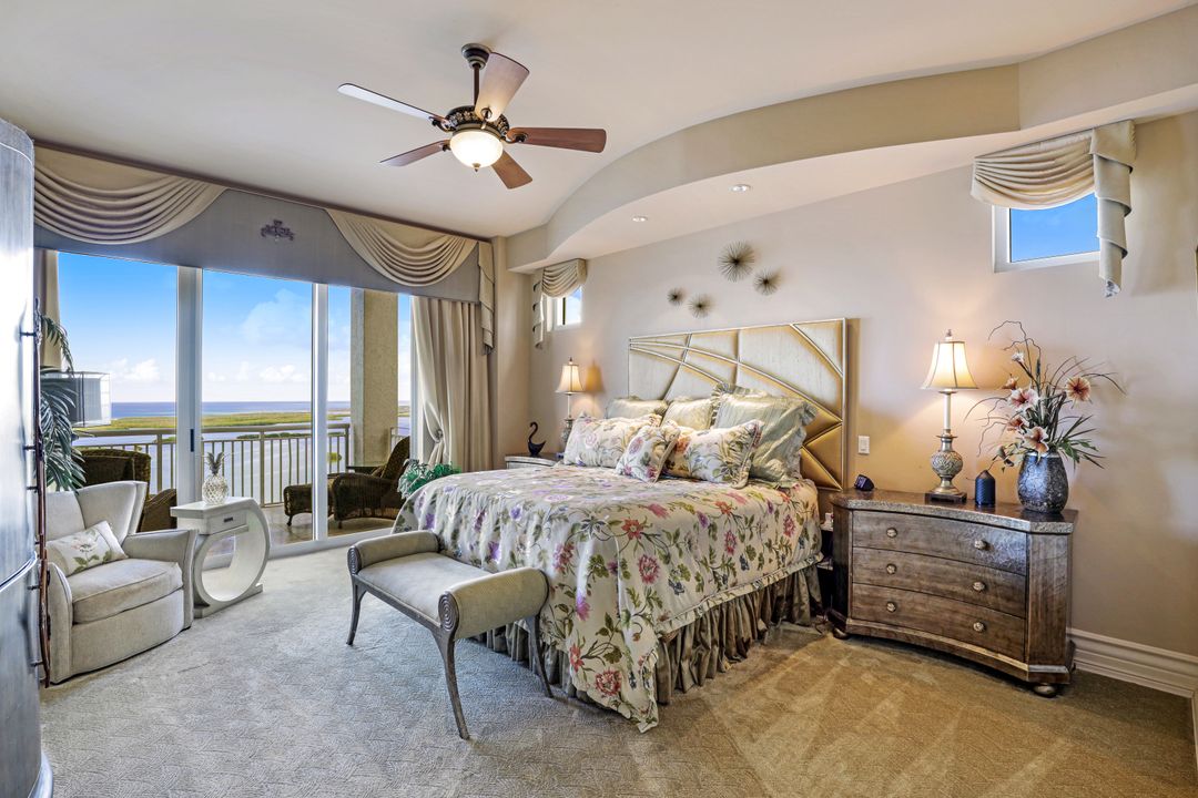 4951 Bonita Bay Blvd #PH203, Bonita Springs, FL 34134