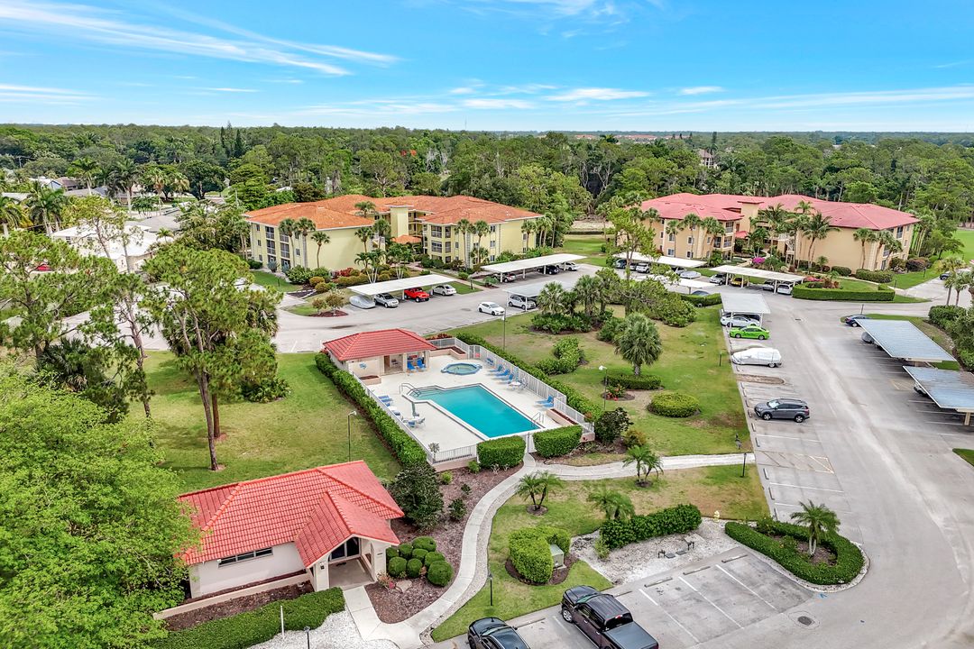 1051 Foxfire Ln #309, Naples, FL 34104