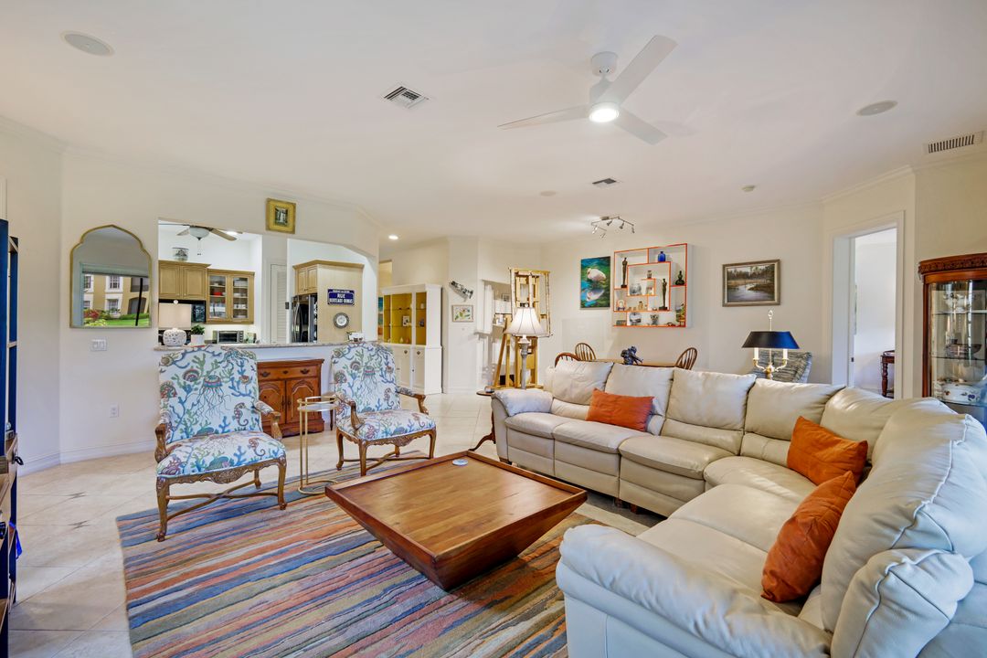 5030 Blauvelt Way #102, Naples, FL 34105