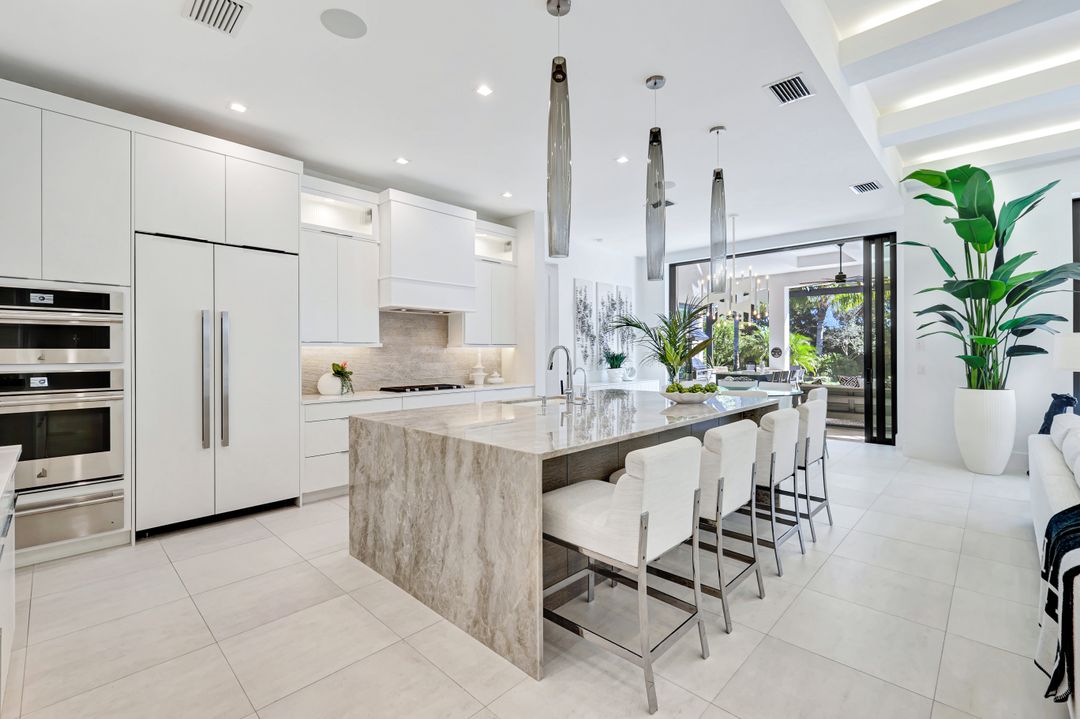 3124 Livorno Lane, Naples, FL 34110