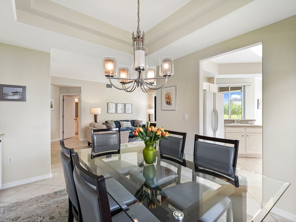 2120 Arielle Dr #202, Naples, FL 34109