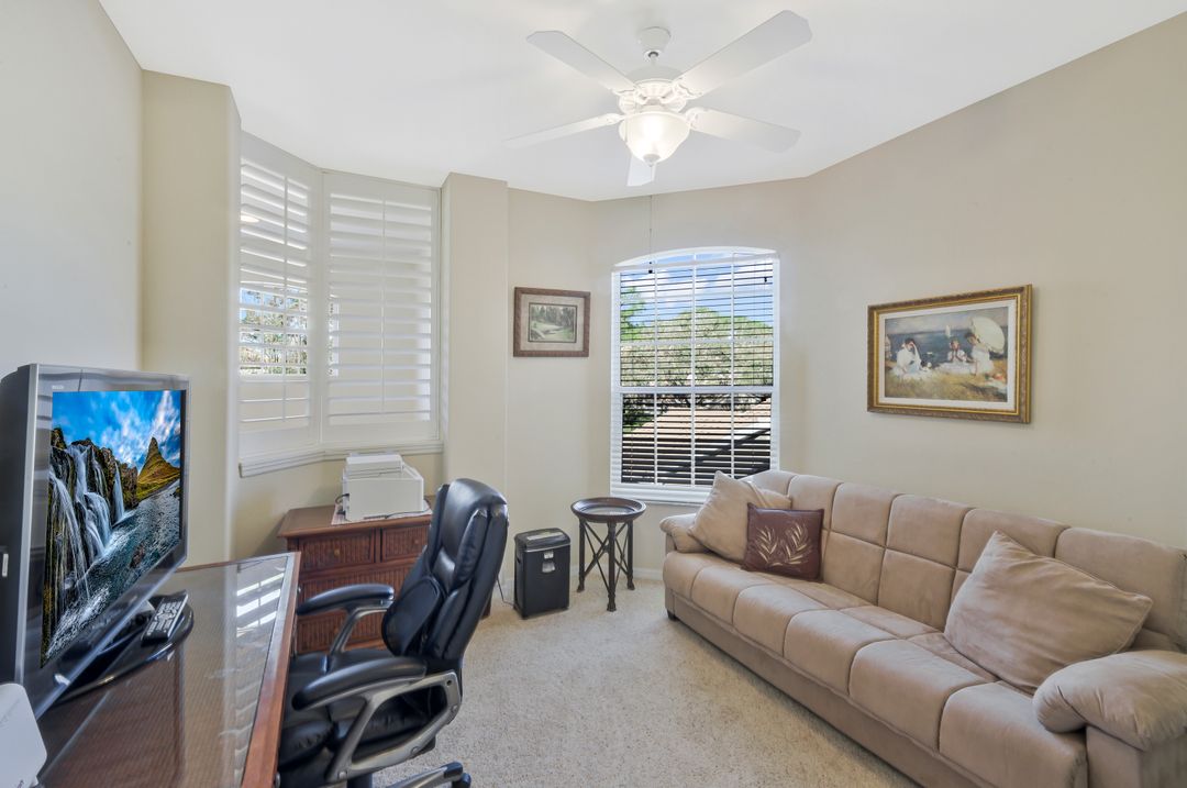 8535 Danbury Blvd #205, Naples, FL 34120