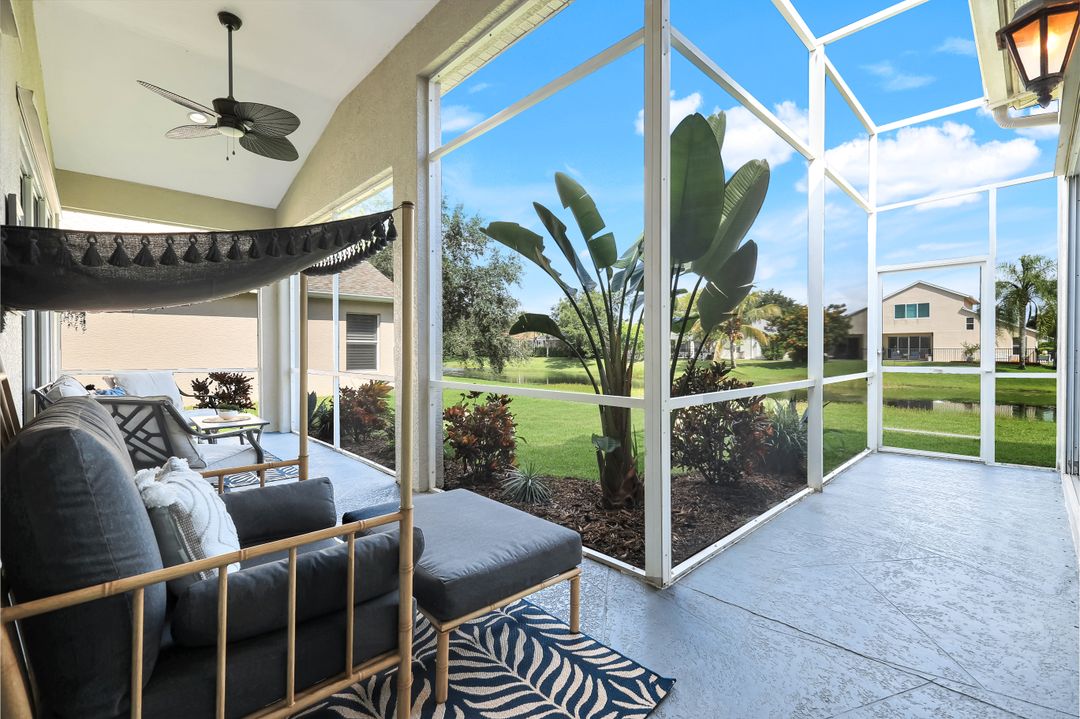 196 Skipping Stone Ln, Naples, FL 34119