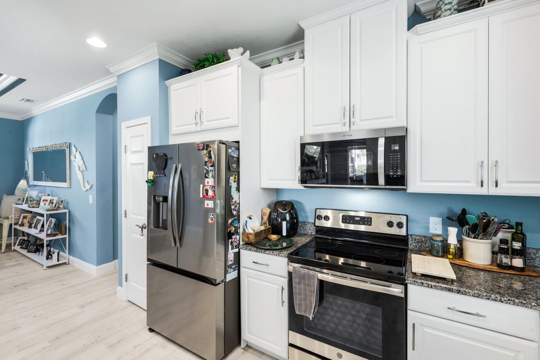 2655 Vareo Ct, Cape Coral, FL 33991