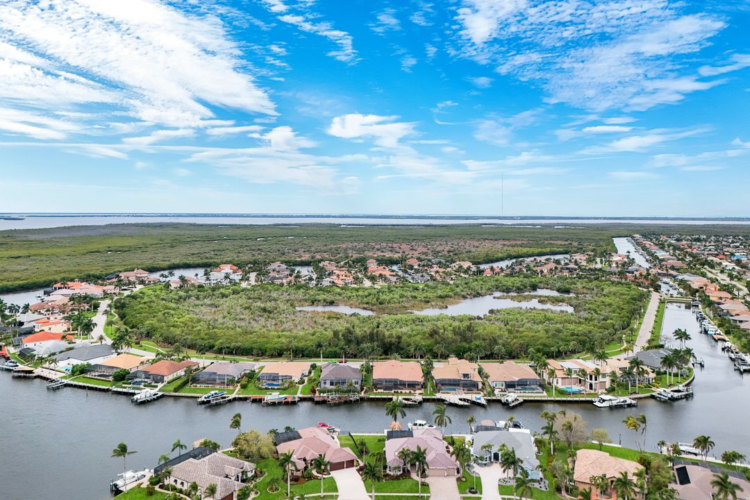 5521 Harbour Preserve Cir, Cape Coral, FL 33914