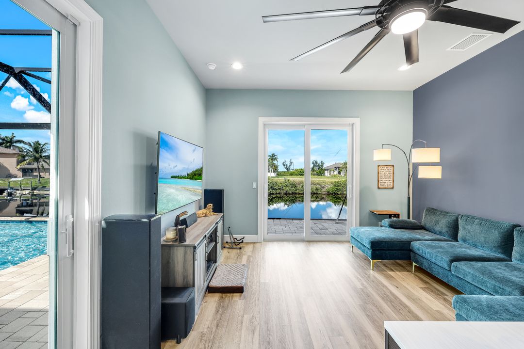 16 NW 38th Pl, Cape Coral, FL 33993