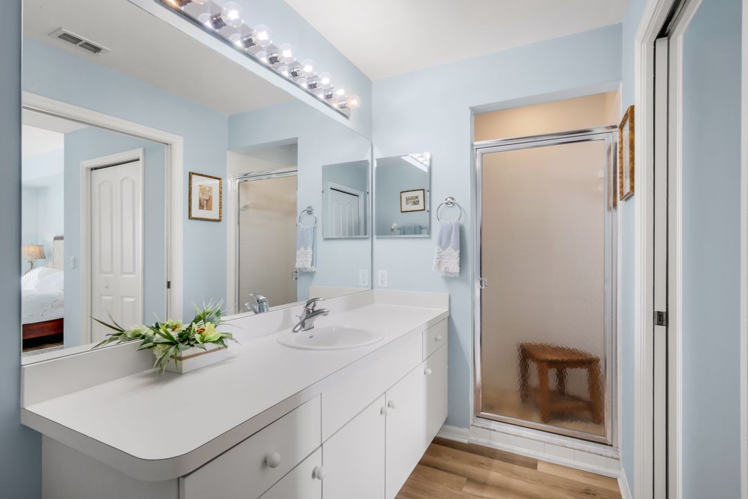 16575 Lake Cir Dr #1136, Fort Myers, FL 33908