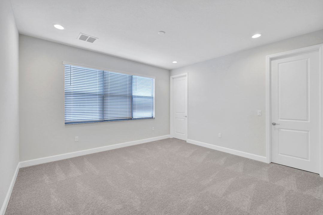 12704 Caballo Ct, Estero, FL 33928