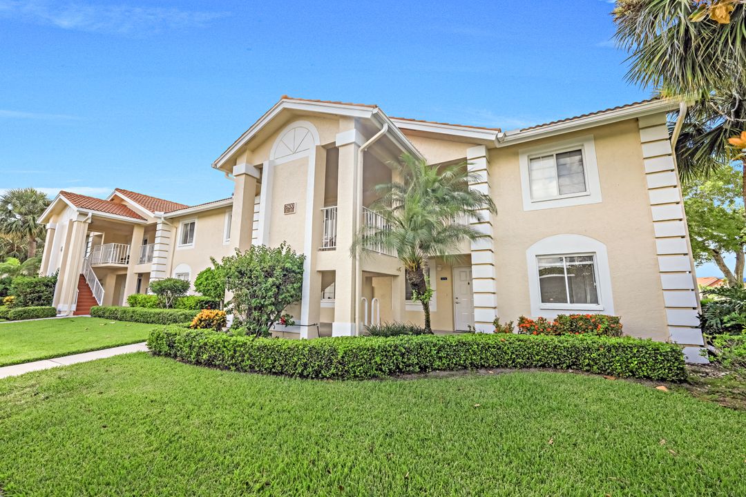 7800 Emerald Cir #b104, Naples, FL 34109