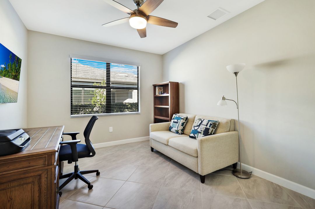 14021 Pine Lodge Ln, Fort Myers, FL 33913