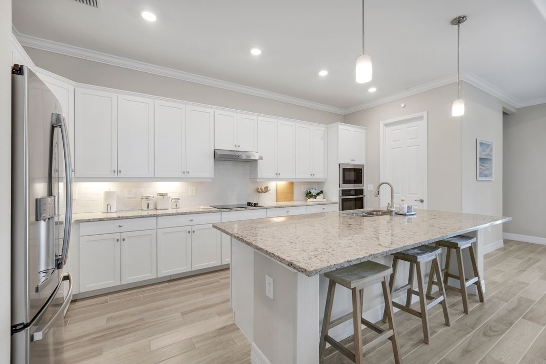 28029 Foxrock Ct, Bonita Springs, FL 34135