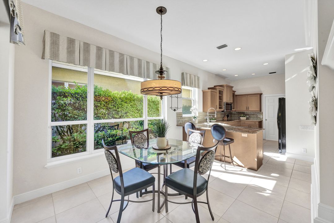 1769 Ivy Pointe Ct, Naples, FL 34109