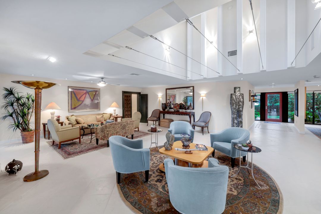 13024 Valewood Dr, Naples, FL 34119