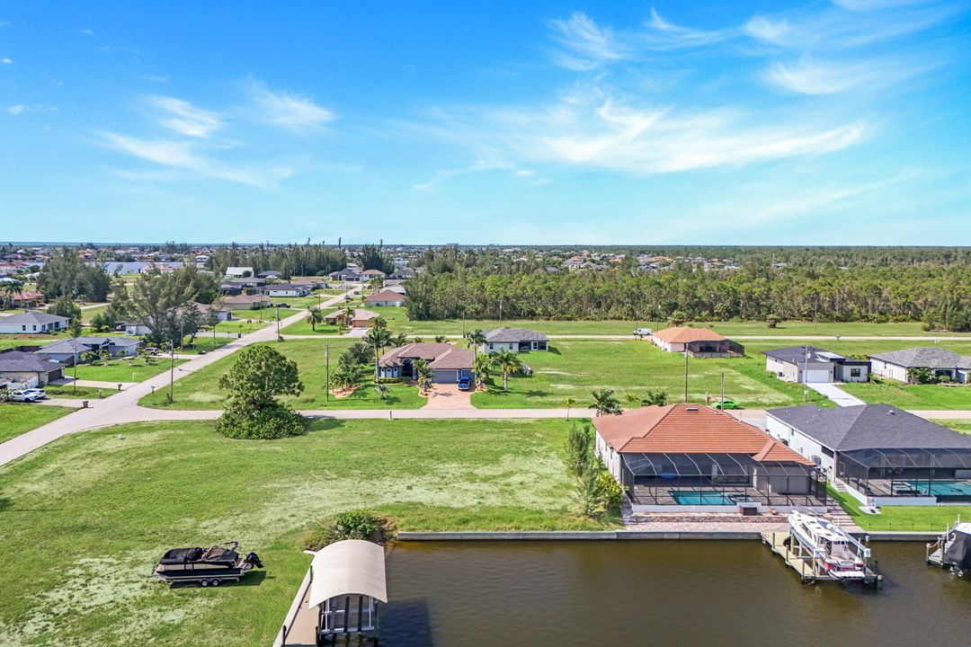 4204 NW 22nd St, Cape Coral, FL 33993