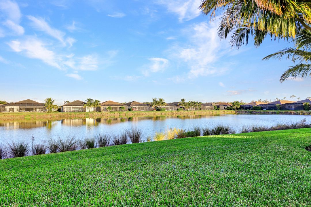 28569 Wharton Dr, Bonita Springs, FL 34135
