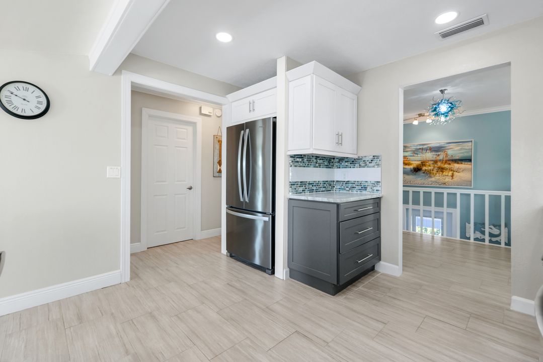 100 Tarpon Rd, Fort Myers Beach, FL 33931