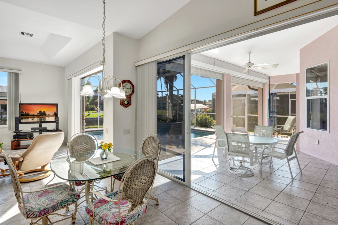 4315 SW 22nd Ct, Cape Coral, FL 33914