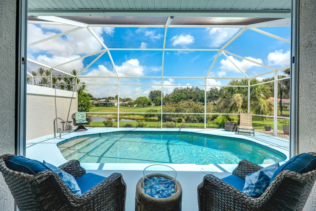 2041 Crestview Way, Naples, FL 34119