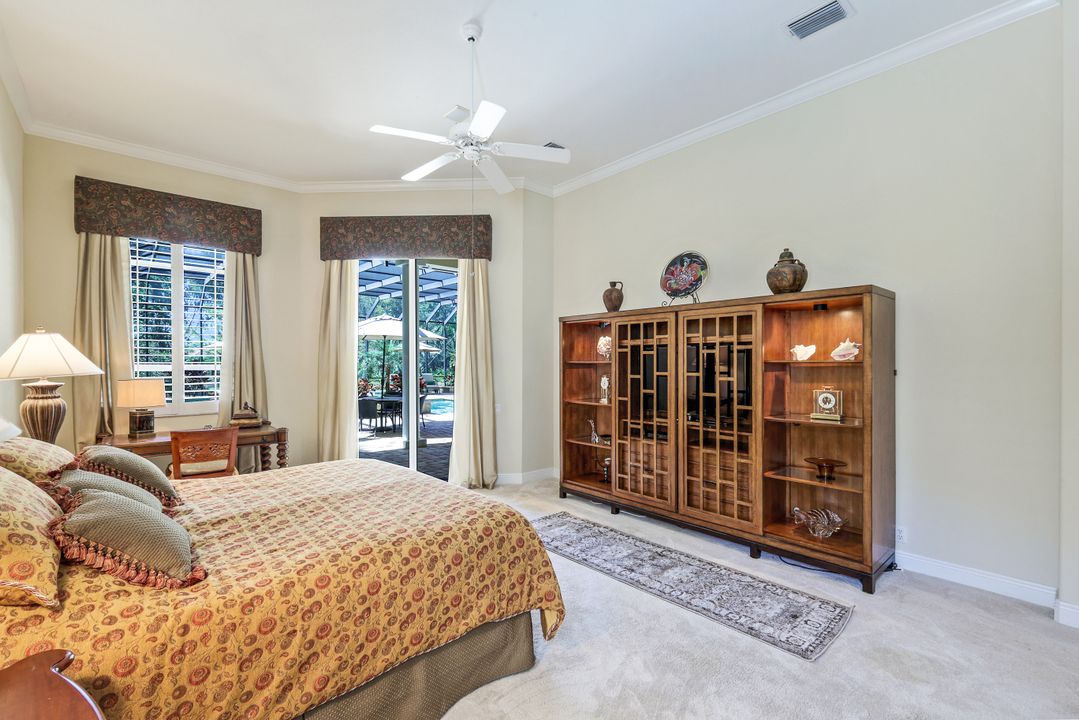 25061 Ridge Oak Dr, Bonita Springs, FL 34134