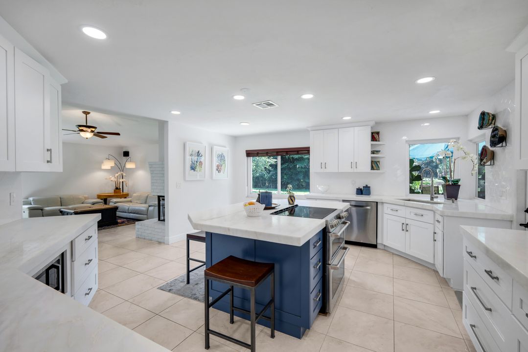 3480 19th Ave SW, Naples, FL 34117