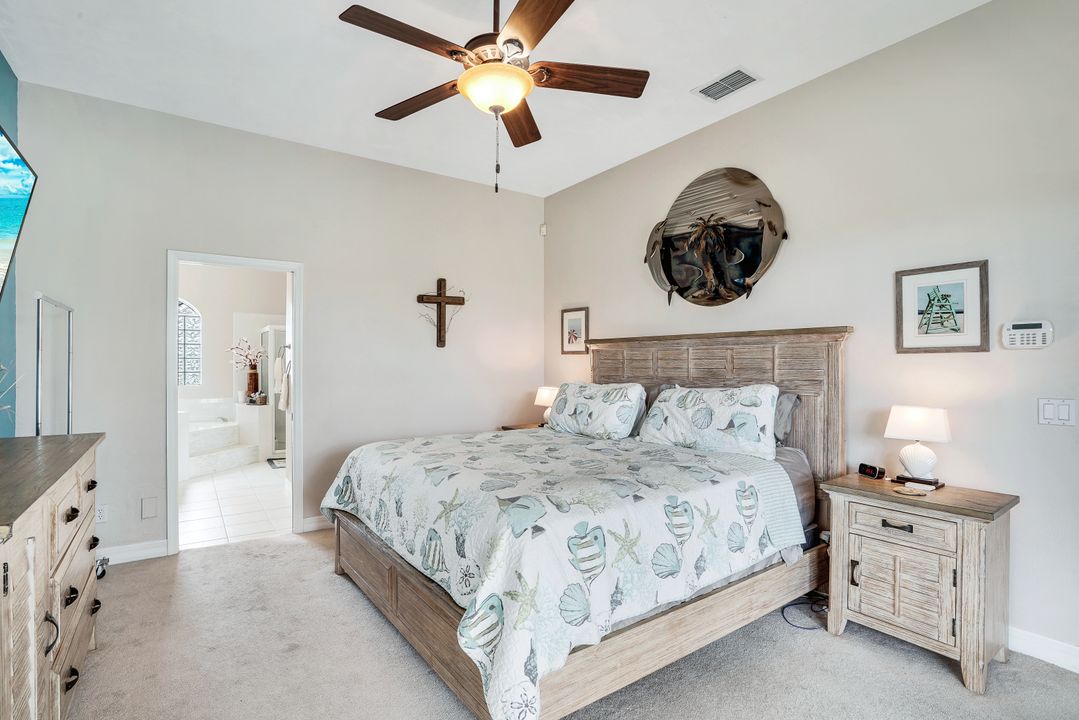 2210 Cape Coral Pkwy W, Cape Coral, FL 33914