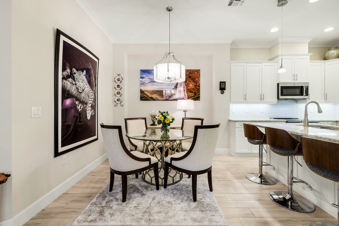 5802 Haiti Dr, Naples, FL 34112