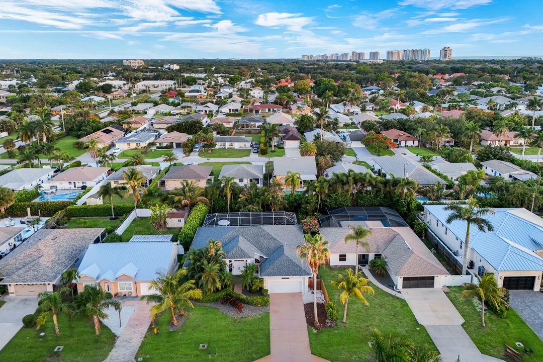 778 95th Ave N, Naples, FL 34108