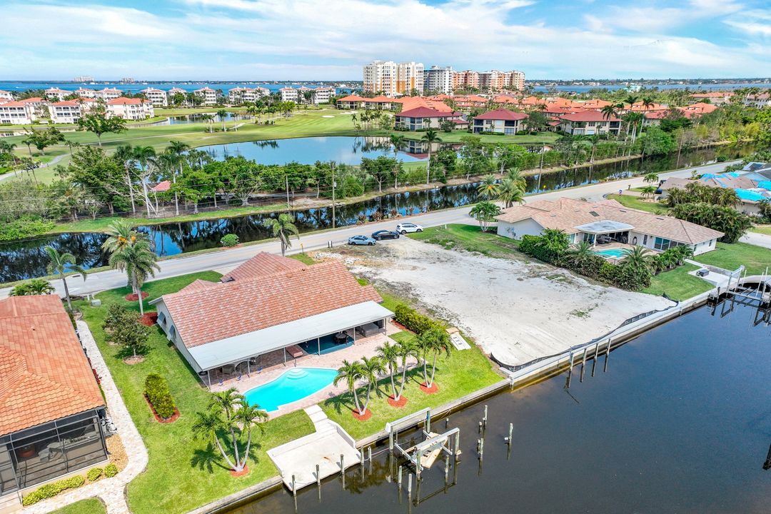 6812 Griffin Blvd, Fort Myers, FL 33908