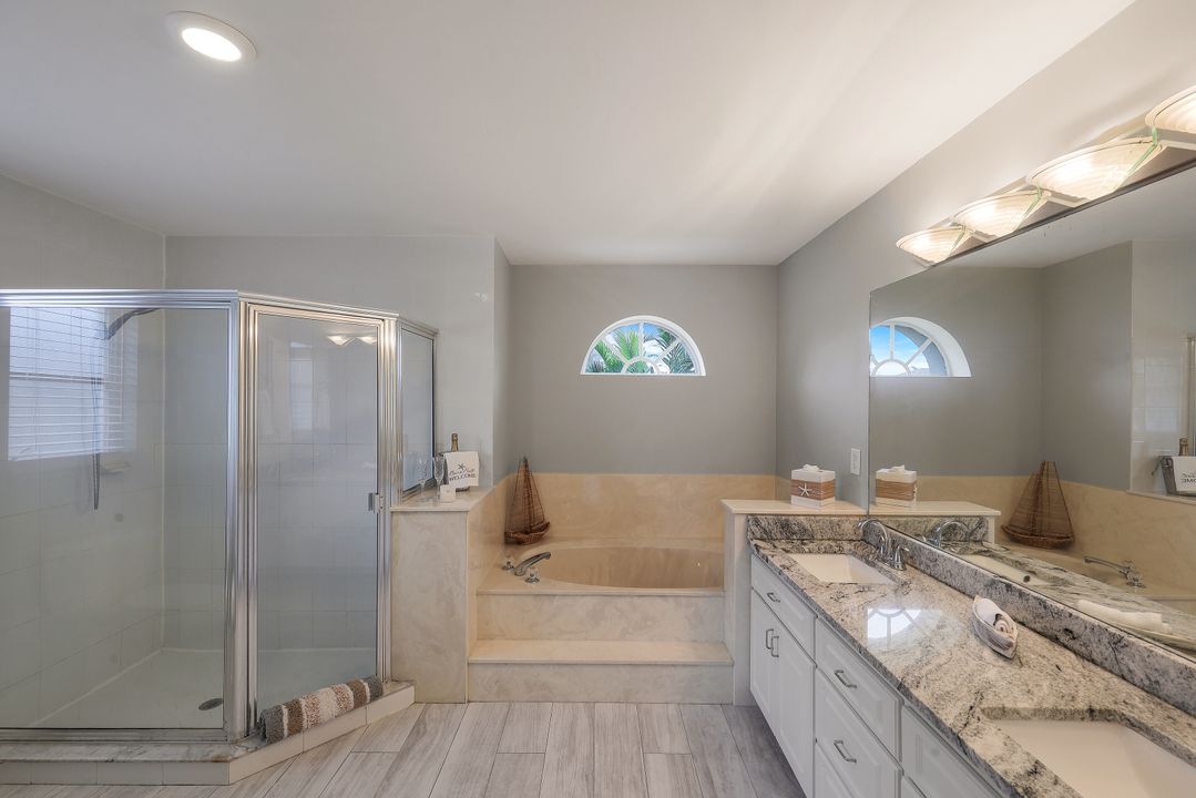 1423 SW 49th St, Cape Coral, FL 33914