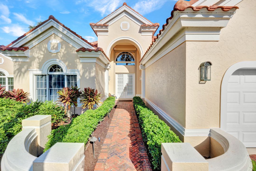 26211 Siena Dr, Bonita Springs, FL 34134