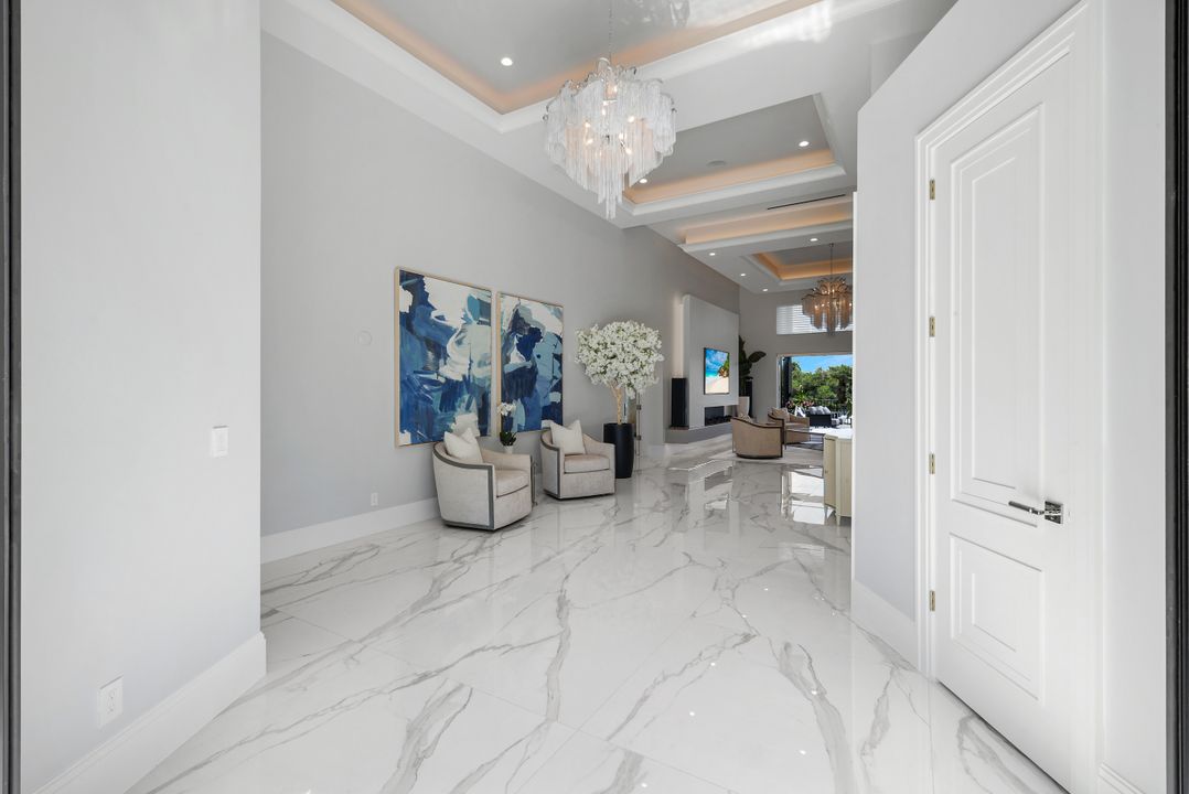 4900 Gulf Shore Blvd N, Naples, FL 34103