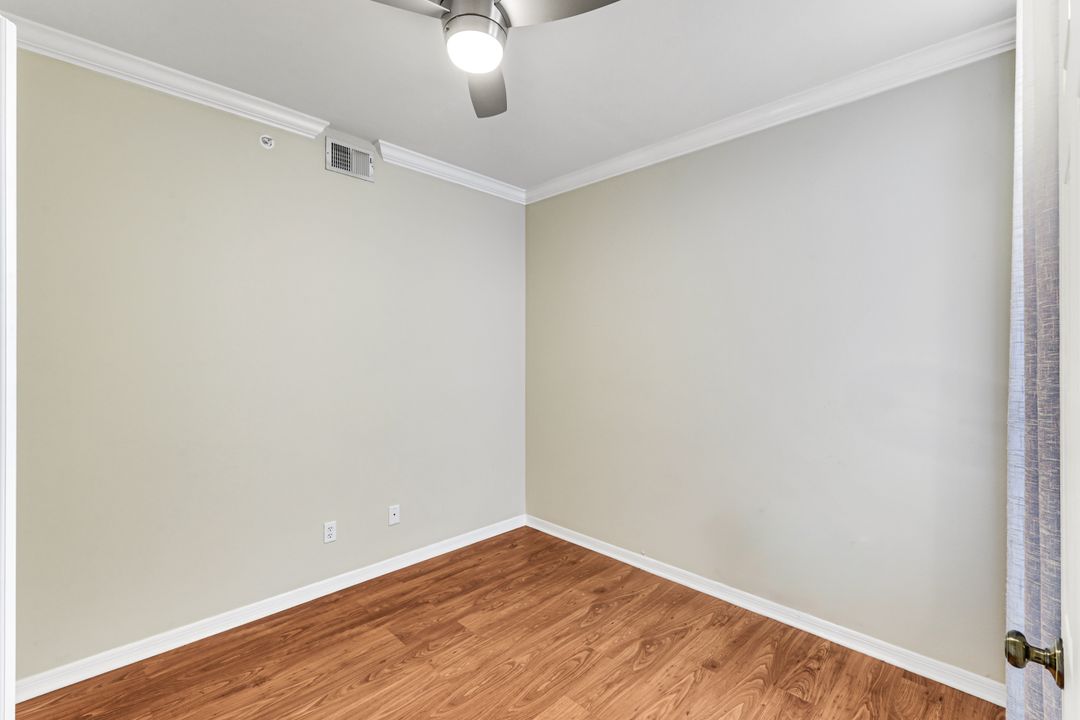 7756 Gardner Dr, Naples, FL 34109