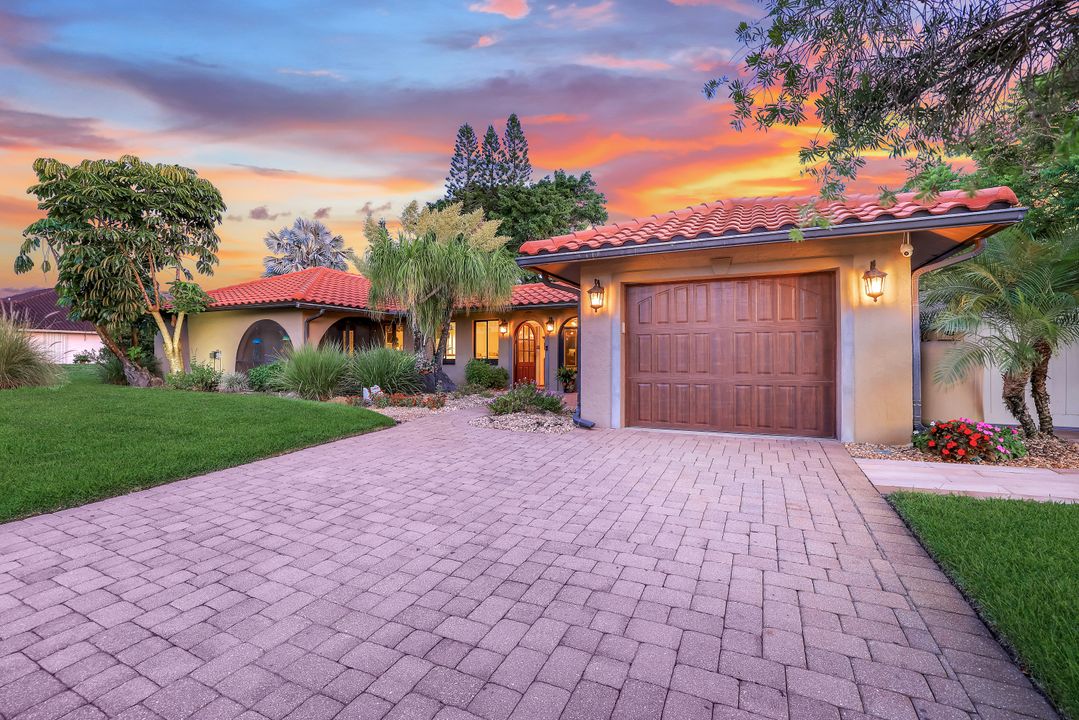 12305 Avida Ln, Bonita Springs, FL 34135