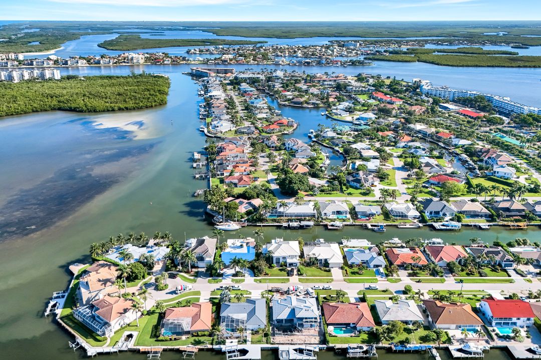 819 Perrine Ct, Marco Island, FL 34145