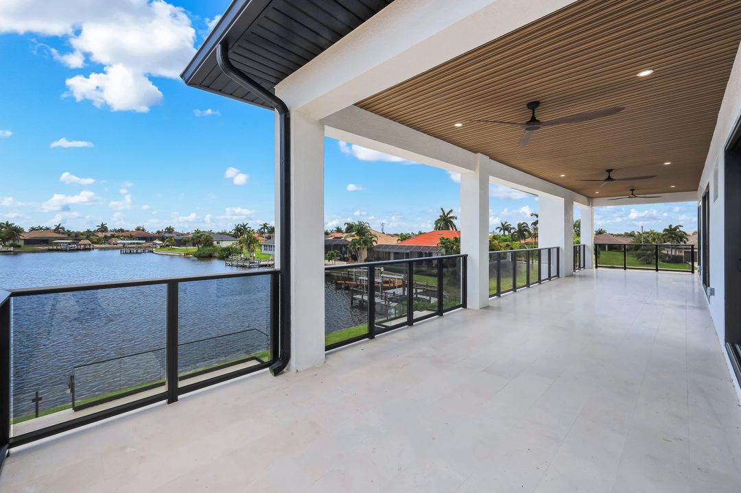 432 Burnt Store Rd S, Cape Coral, FL 33991