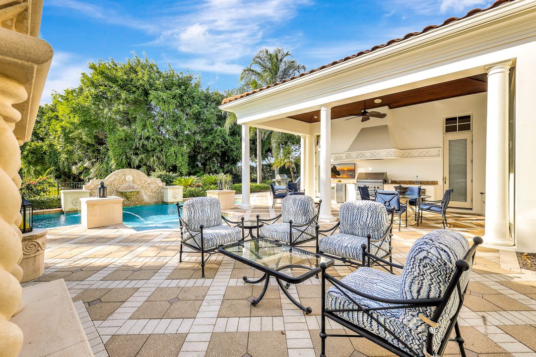 2249 Miramonte Ct, Naples, FL 34105