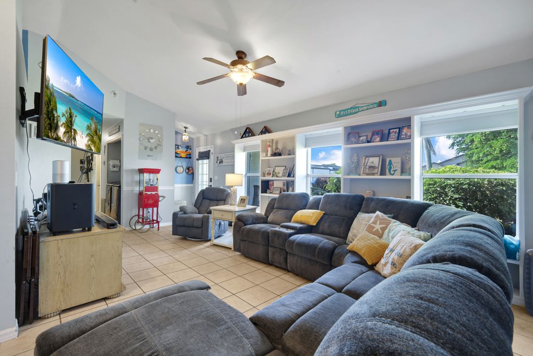 1923 SW 26th Terrace, Cape Coral, FL 33914