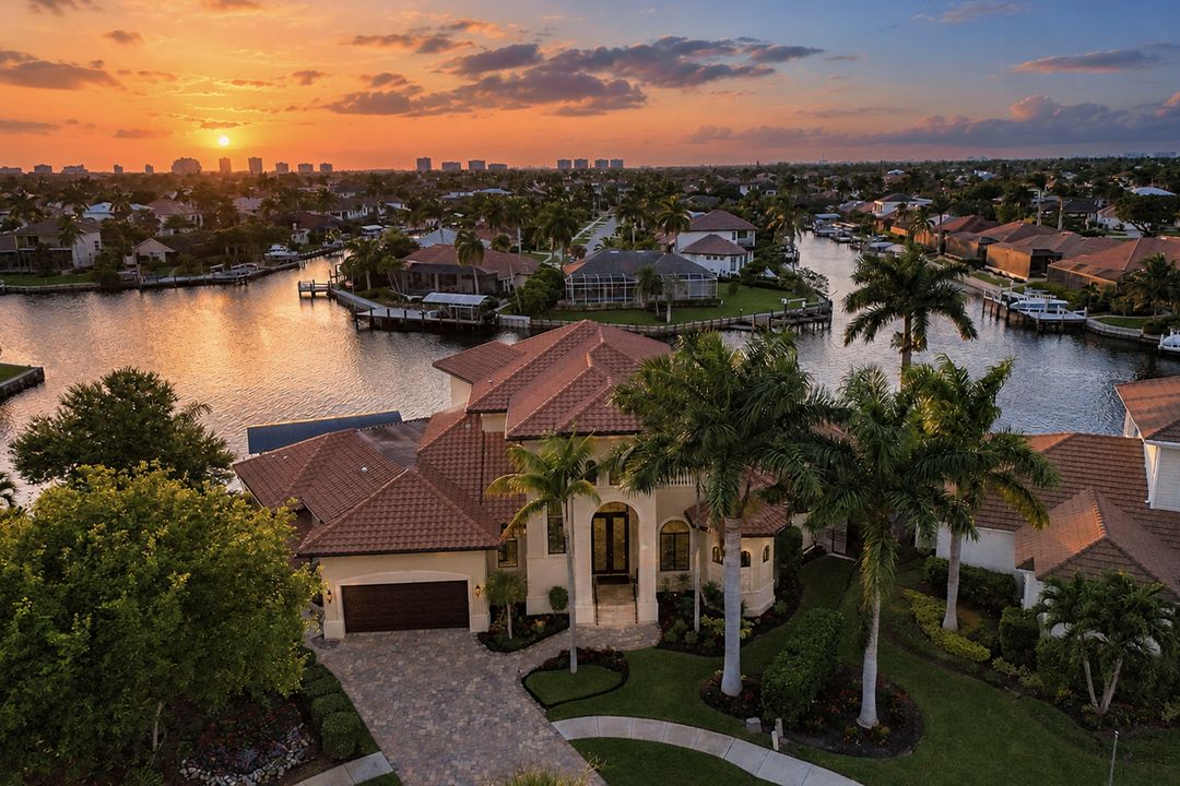 80 Anchor Ct, Marco Island, FL 34145