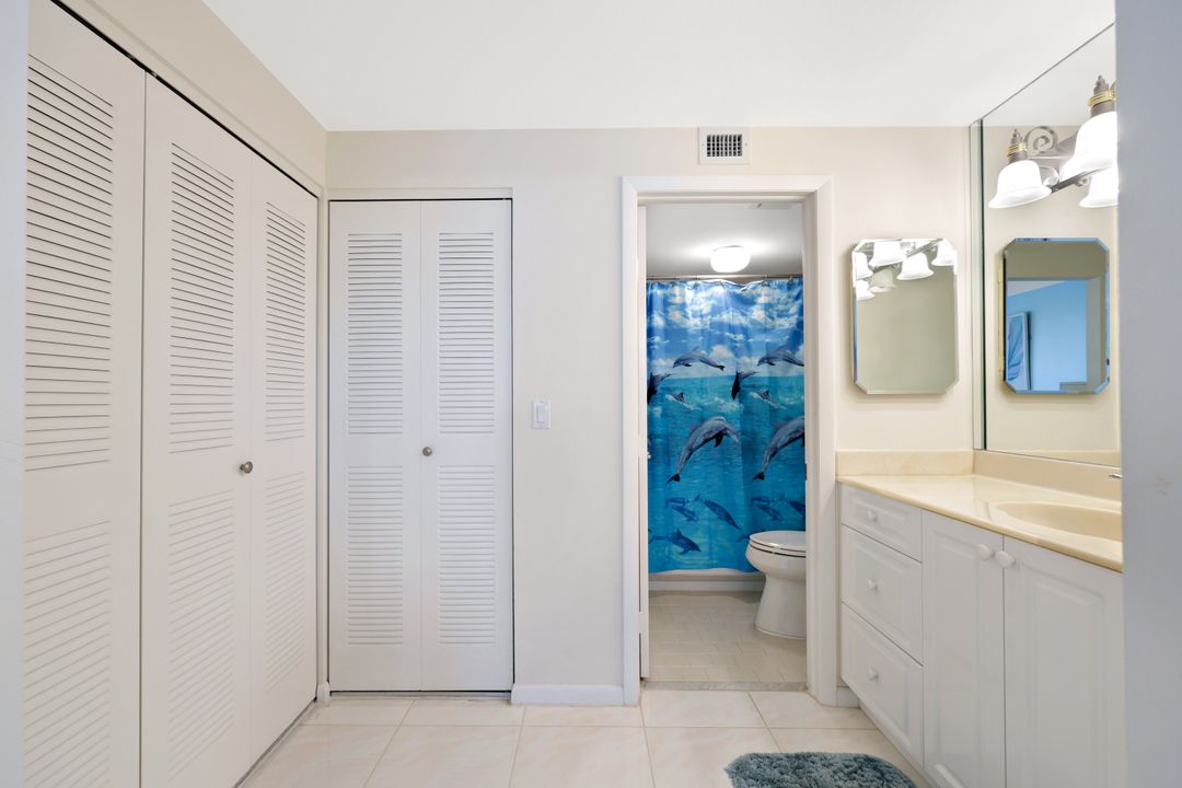 320 Seaview Ct #307, Marco Island, FL 34145