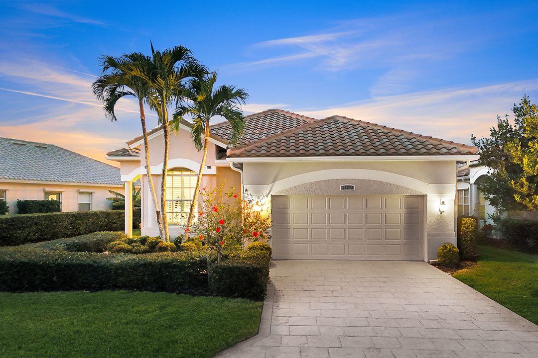 24792 Hollybrier Ln, Bonita Springs, FL 34134