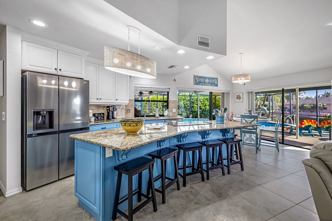 2617 SE 23rd Ave, Cape Coral, FL 33904