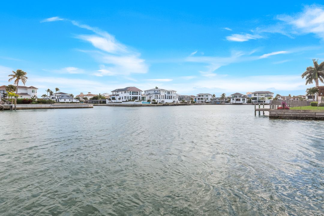 290 Channel Dr, Naples, FL 34108