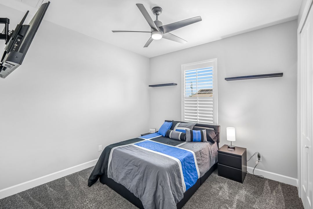 1909 SE 14th St, Cape Coral, FL 33990