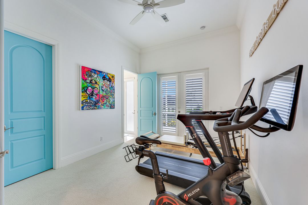 1148 Lamplighter Ct, Marco Island, FL 34145