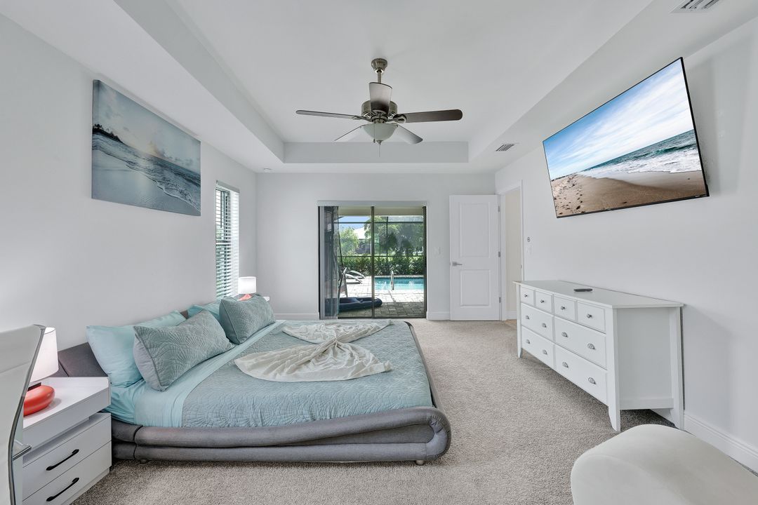 606 SE 4th St, Cape Coral, FL 33990