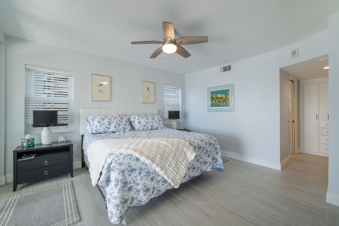 5501 Heron Point Dr #904, Naples, FL 34108