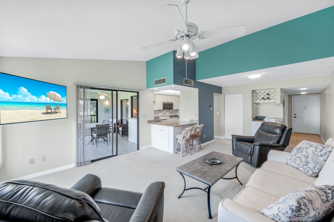 5585 Trailwinds Dr #326, Fort Myers, FL 33907