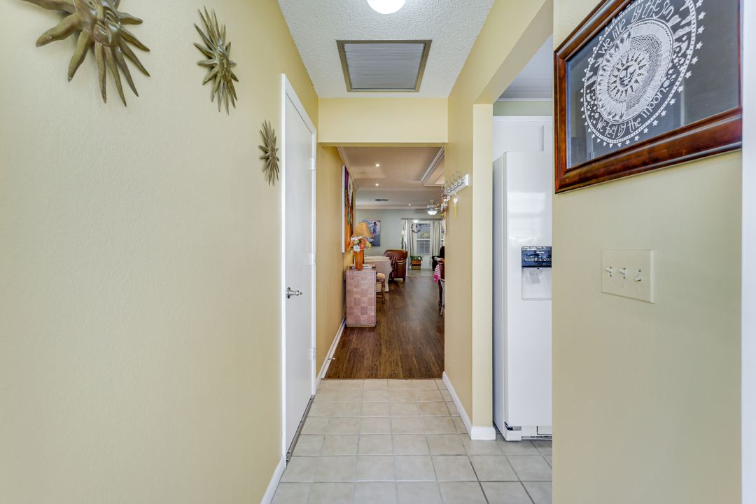7079 Cedarhurst Dr, Fort Myers, FL 33919